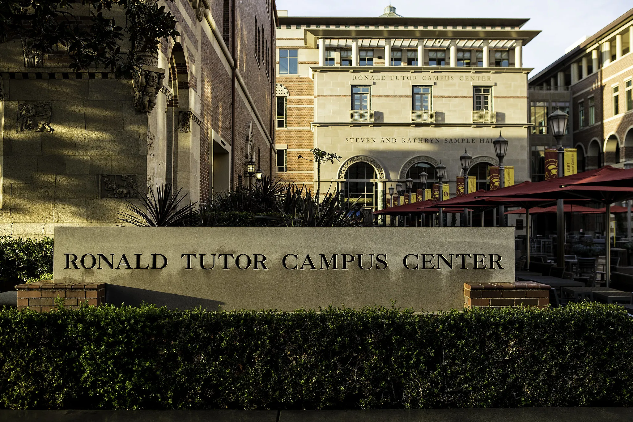 USC Campus Ronald Tutor Campus Center